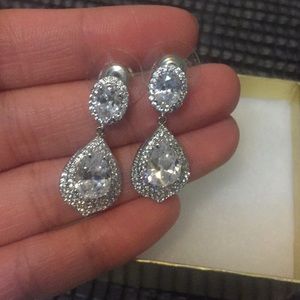 Beautiful silver Cubic Zirconia earrings